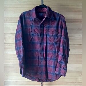 Vintage Pendleton Men's Wool Button Up Burgundy and Navy Plaid Shirt Medium